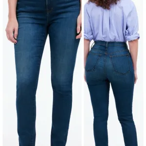 Madewell • curvy high rise skinny jeans
