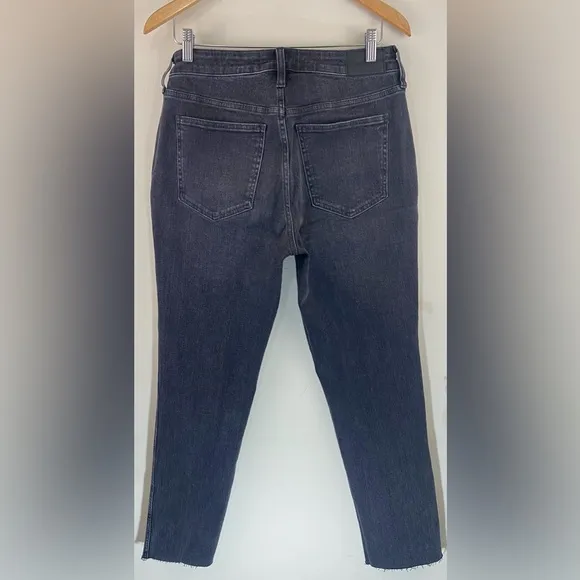 Madewell Curvy Mid Rise Stovepipe Jeans Women’s 29 Black Raw Hem