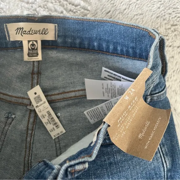 Madewell Mid Rise Kick‎ Out Jeans Frayed Raw Hem Ankle Length Flare NWT