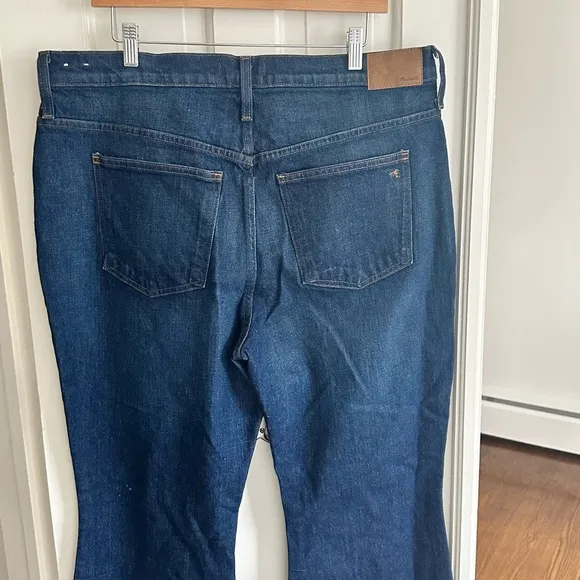 Madewell NWT The Plus Perfect Vintage Flare Jean in Beaucourt Wash NEW 33 Jeans