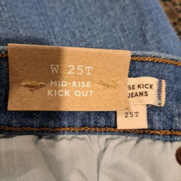 Madewell Tall Mid Rise Kick Out Jeans Raw Hem Edition Sz 25T NWT Style NJ436