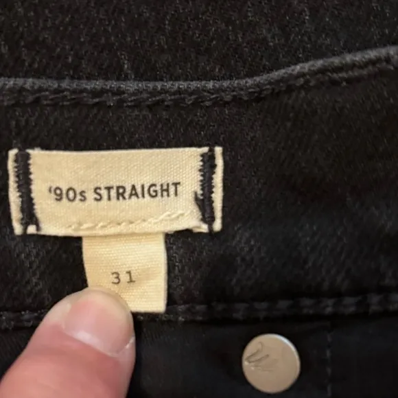 Madewell The ‘90s Straight Jeans in Black (Belmere Wash) Size 31. NWOT