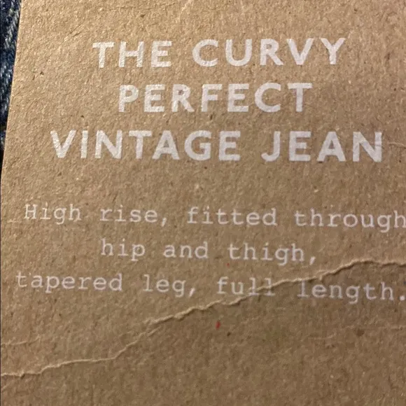 Madewell. The Curvy Perfect Vintage Jean. Size 28.