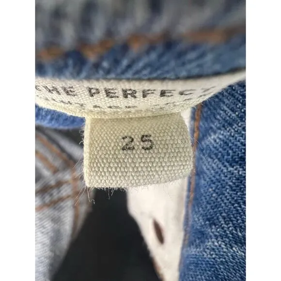 Madewell The Perfect Vintage High Rise Raw Hem Jeans in Ainsworth Wash 25