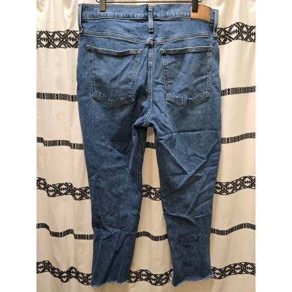 Madewell The Perfect Vintage Jean medium wash raw hem size 31