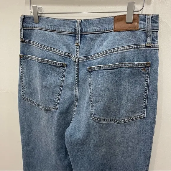 Madewell The Perfect Vintage Jeans in Banner Wash Size 30 Raw Fringe Hem