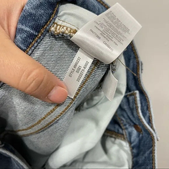 Madewell The Perfect Vintage Jeans in Banner Wash Size 30 Raw Fringe Hem