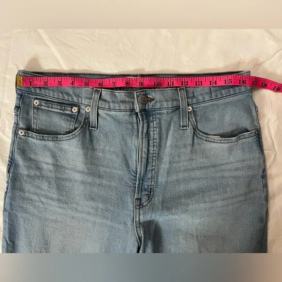 Madewell The Perfect Vintage Straight Jean in Reinhart Wash
