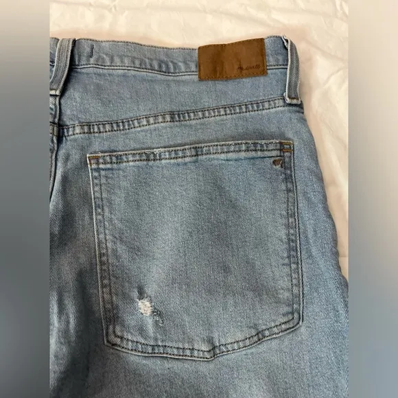 Madewell The Perfect Vintage Straight Jean in Reinhart Wash