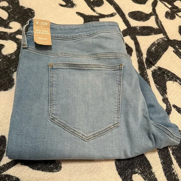 Madewell the Plus Mid-Rise Stovepipe Jeans in Abel Wash, Size 22W Magic Pockets