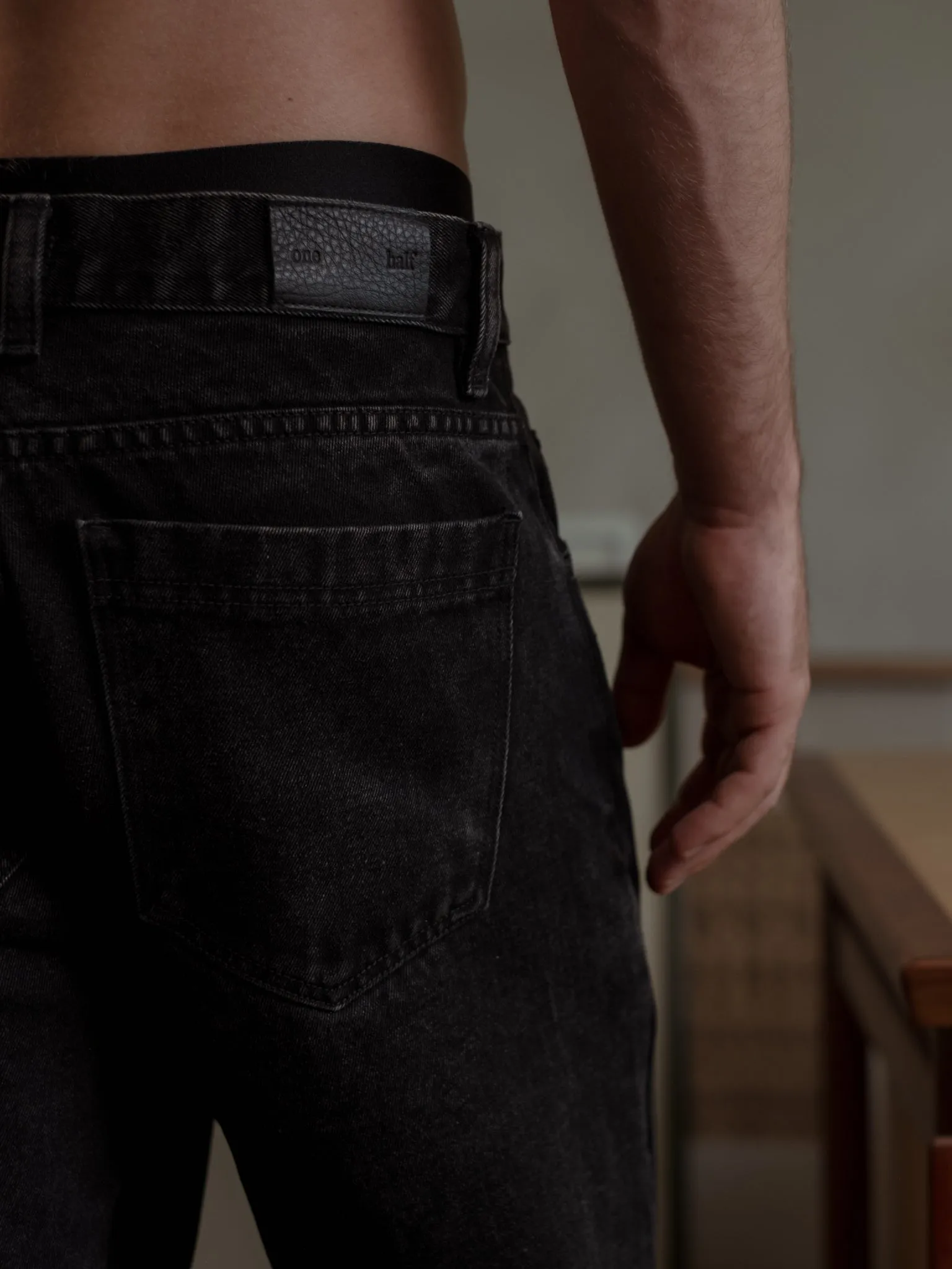 MEN STRAIGHT JEAN  - BLACK VINTAGE