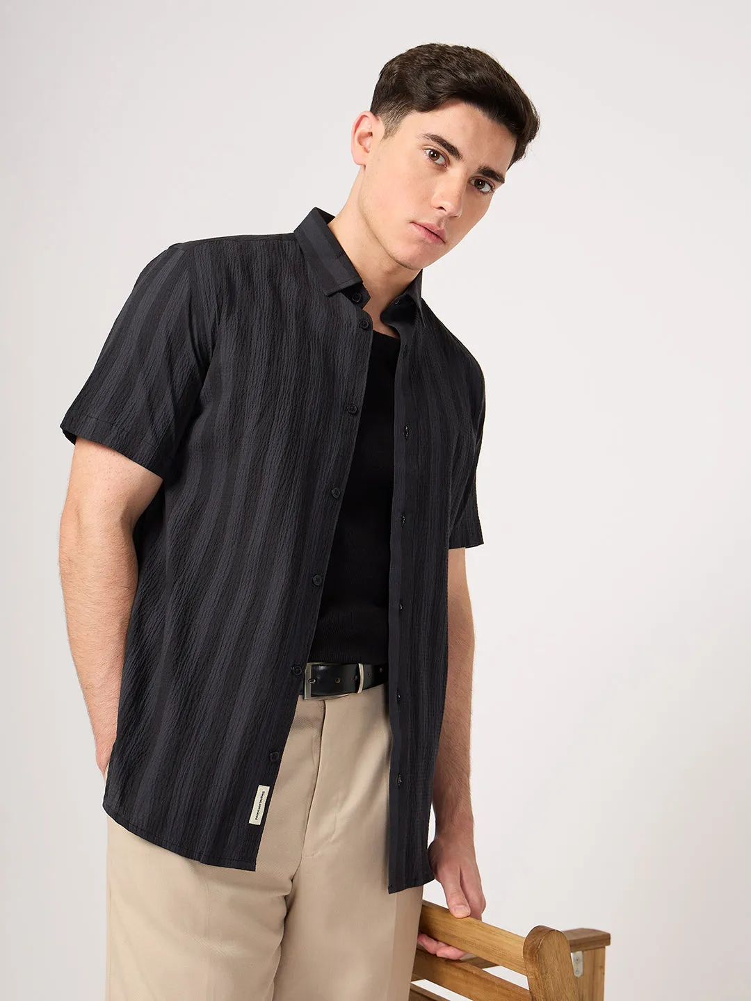 Men Striped Seersucker Cotton Half Sleeve Shirt