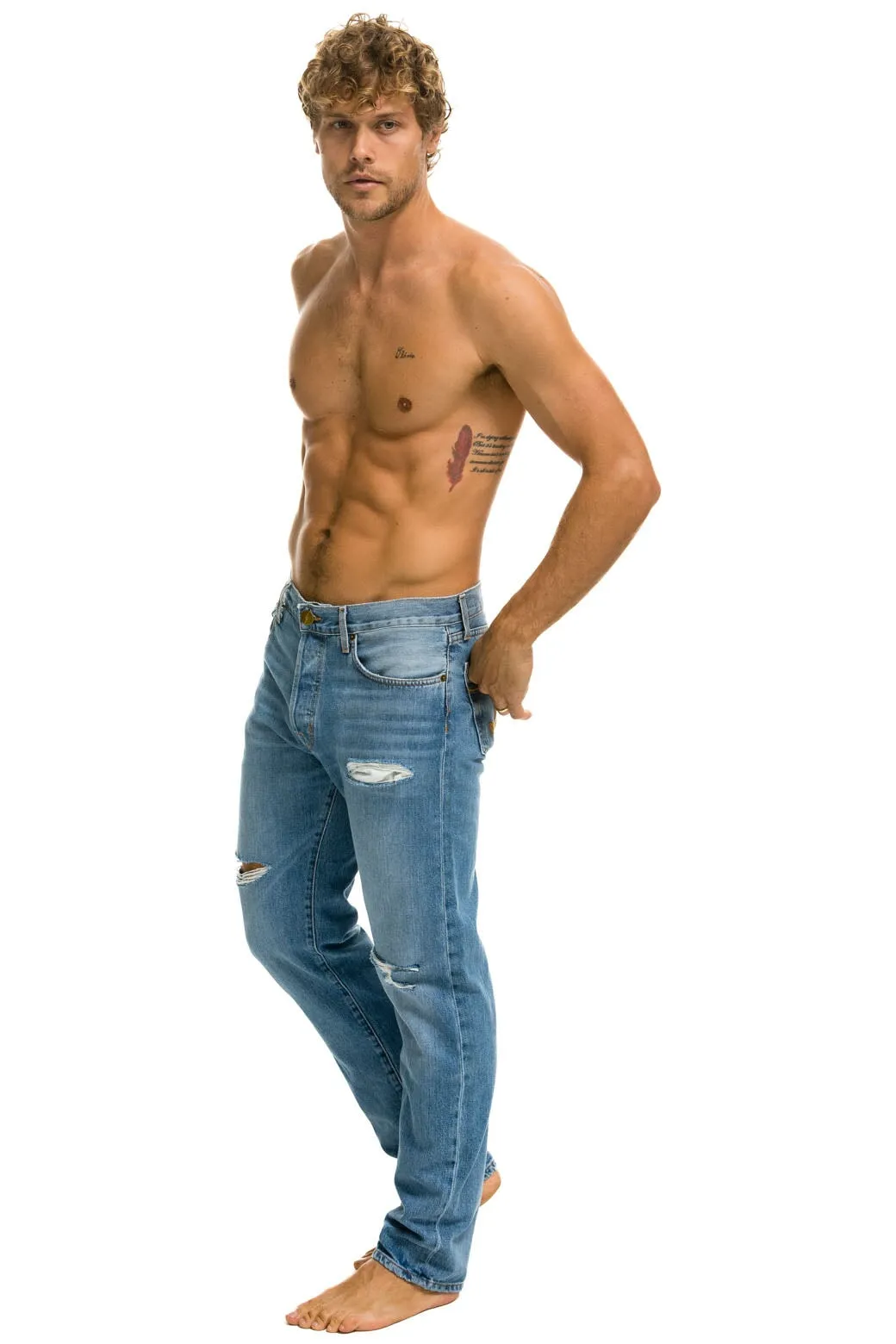 MEN'S CLASSIC STRAIGHT LEG DENIM JEAN - SUPER LIGHT