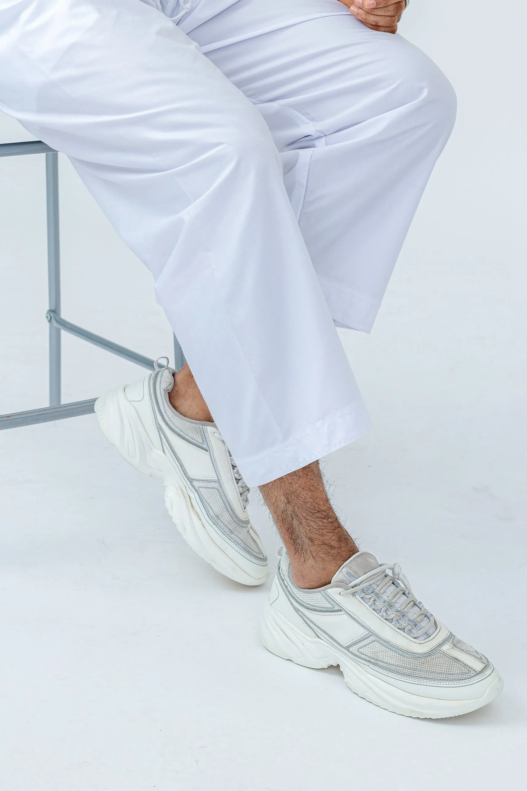 Mens Comfy White Trousers with Elastic Waist & Zip Pocket