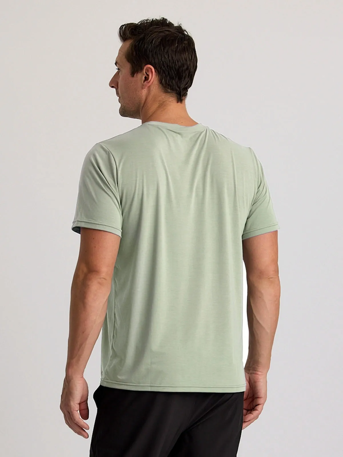 Men's Elevate Lightweight Tee Shirt