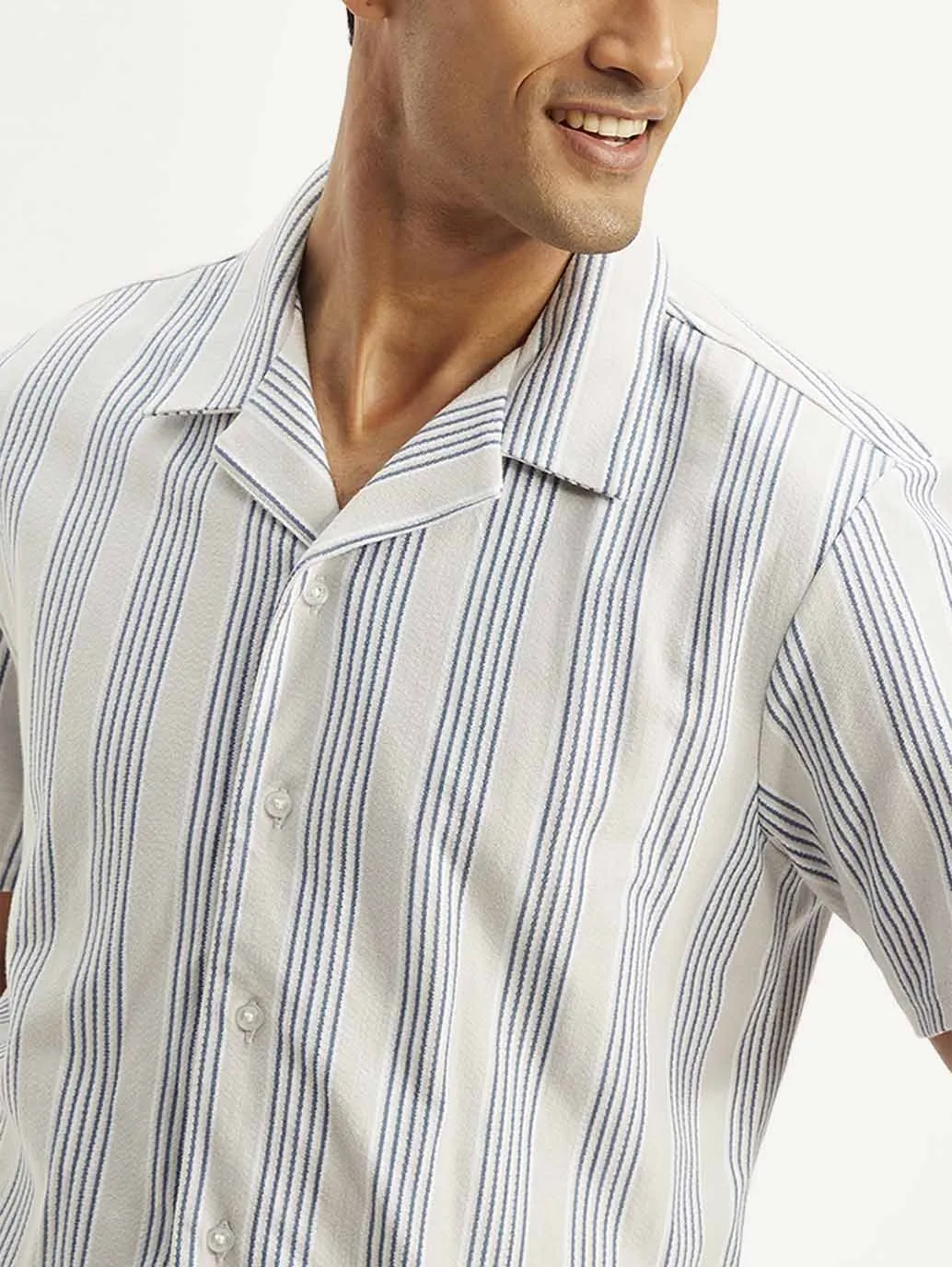 Men's Resort Collar Striped Relaxed Fit Camp Shirt