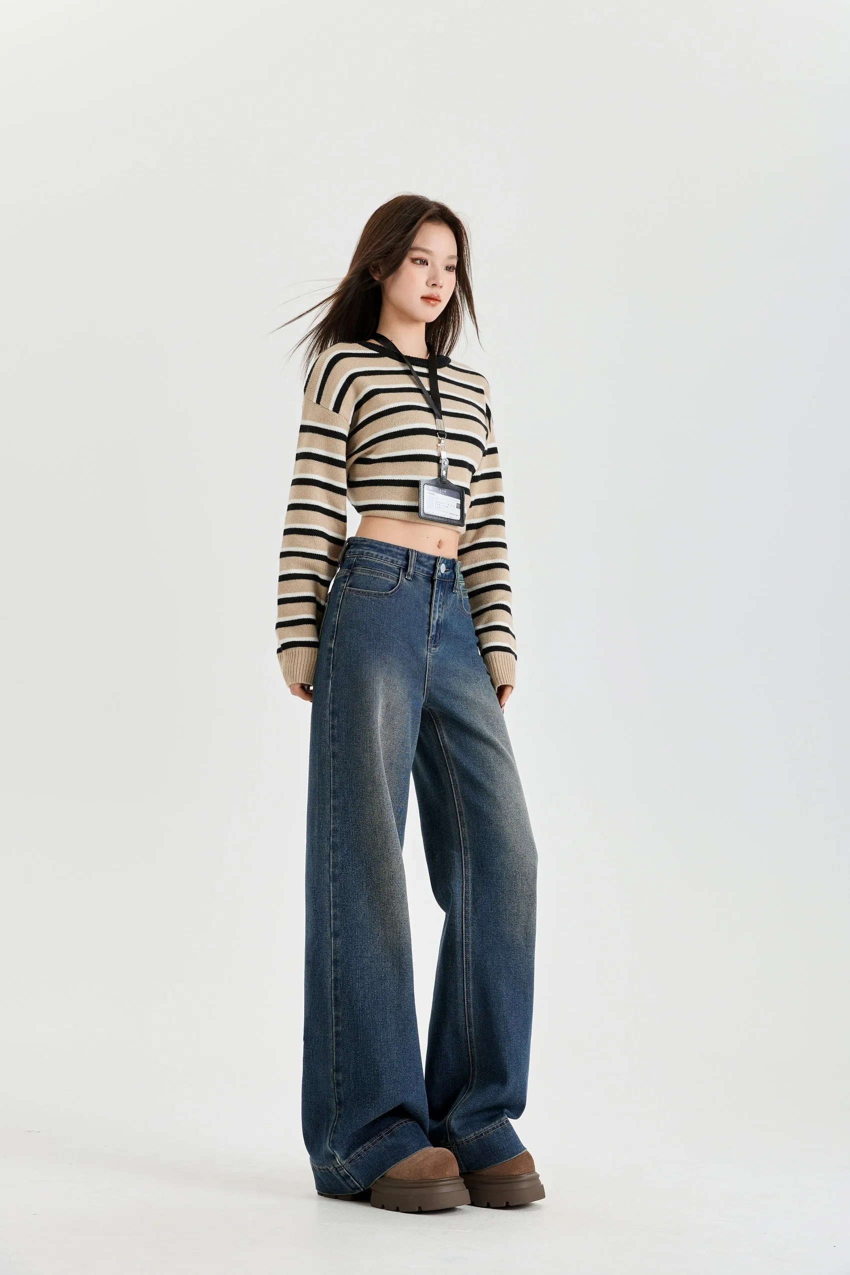 Mid Waist Elastic Stretch Flared Jeans