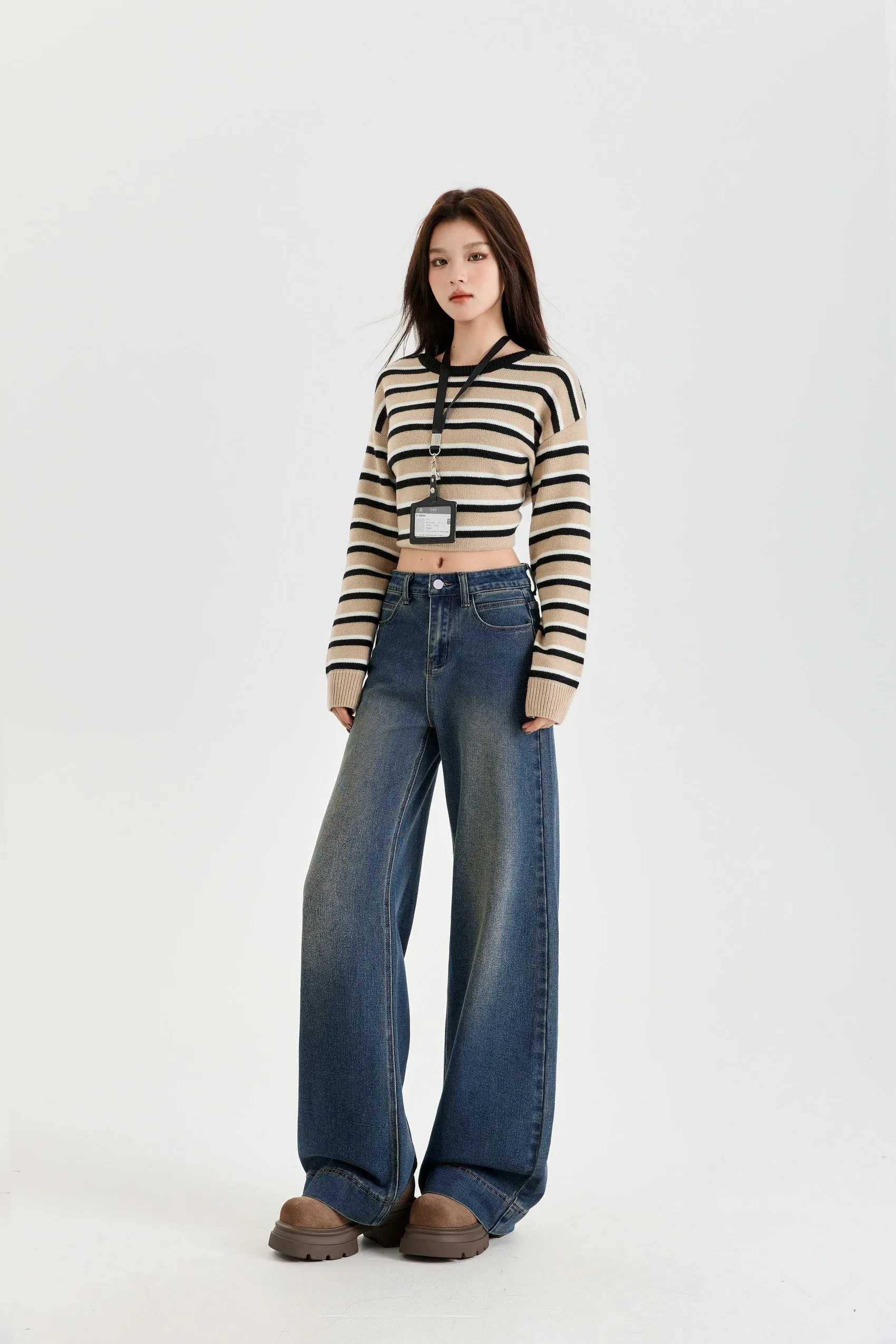 Mid Waist Elastic Stretch Flared Jeans