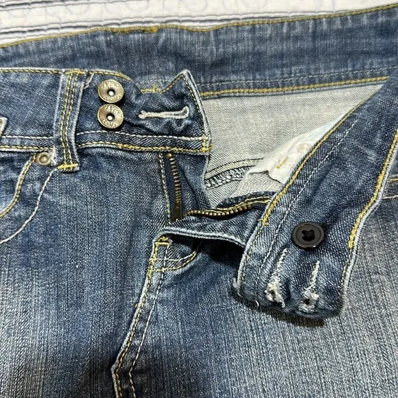 MNG vintage jeans skirt size 6