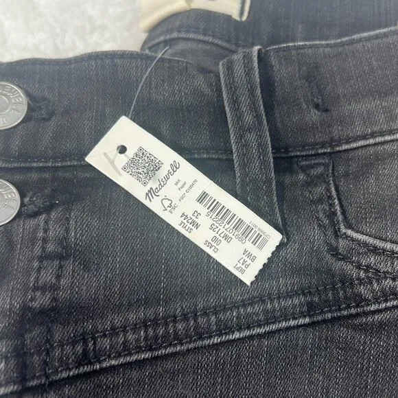 New! Madewell black mid-rise kick out double button jeans W33