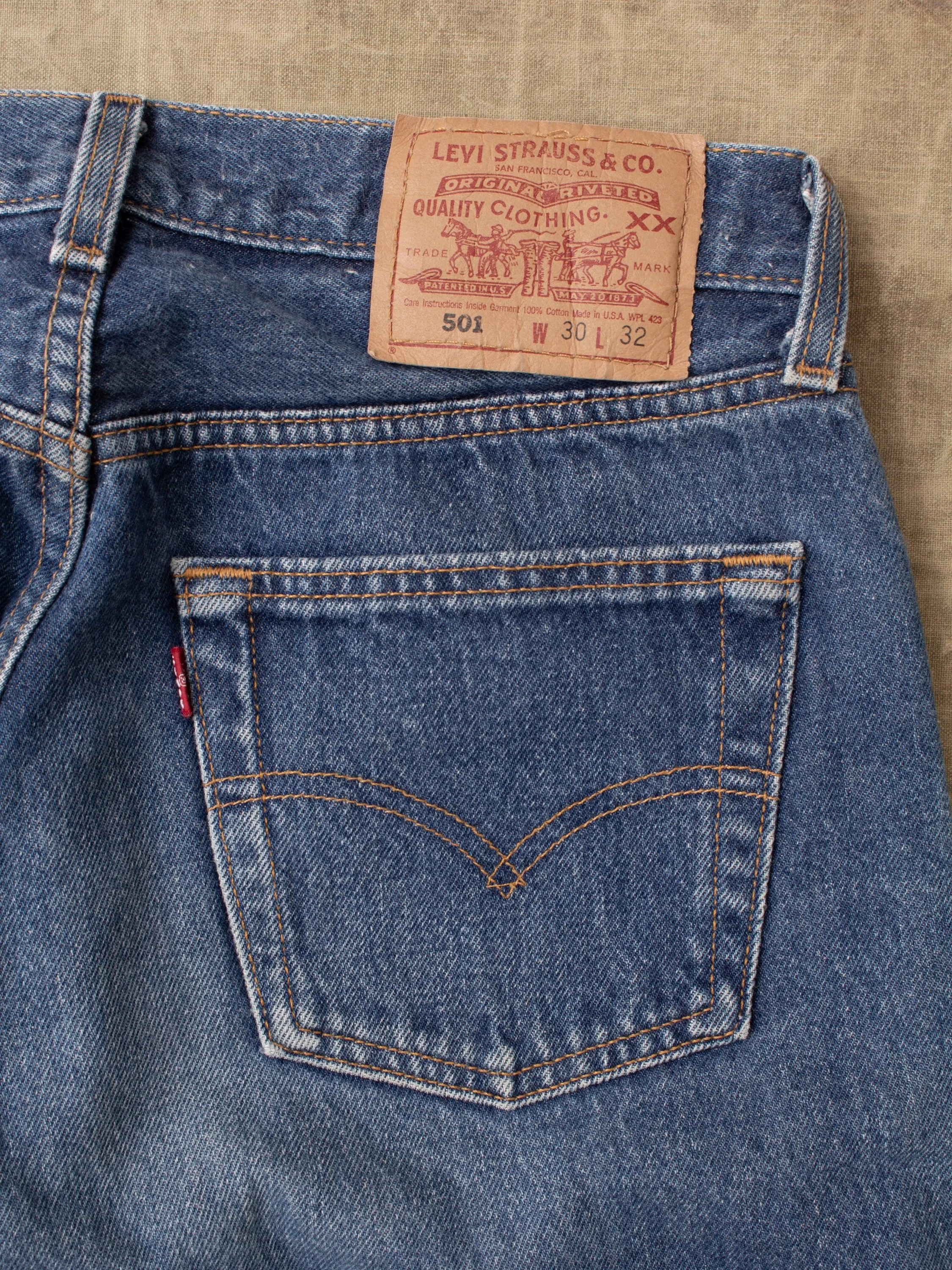 No. 40 Vintage 90's Made in USA Levi's 501 Jeans W30/L32