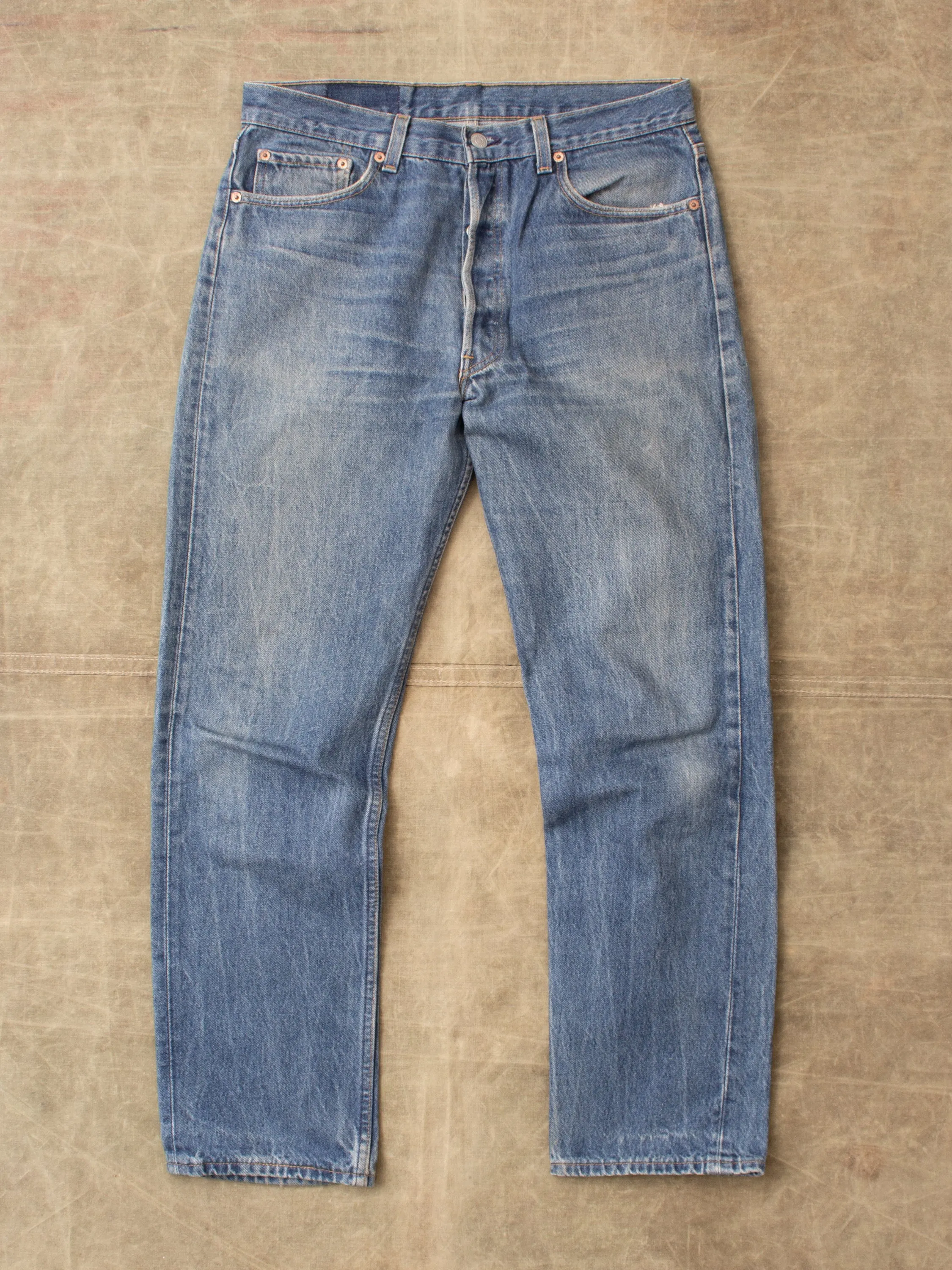 No. 54 Vintage 90's Made in USA Levi's 501 Jeans W34/L30