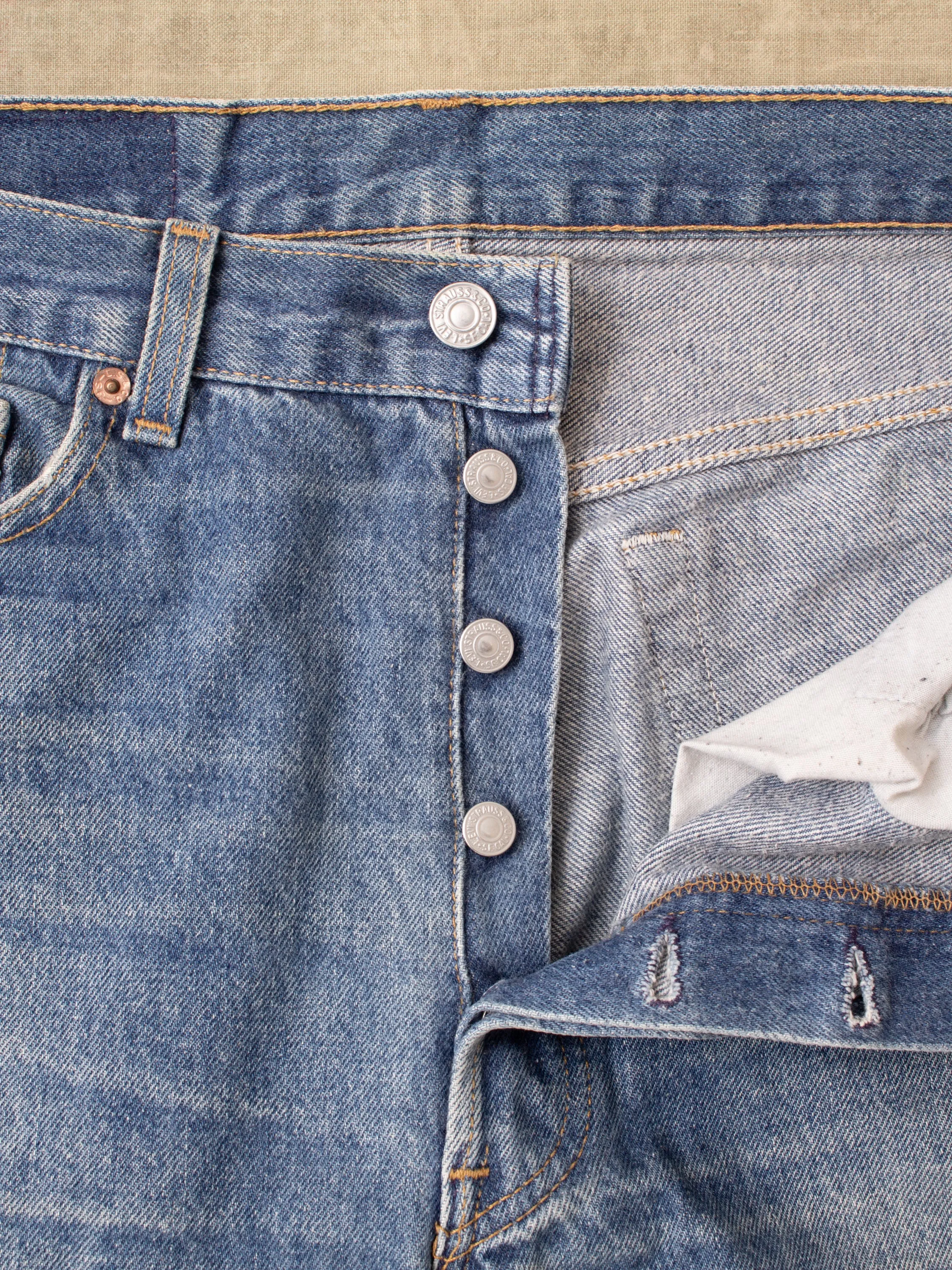 No. 54 Vintage 90's Made in USA Levi's 501 Jeans W34/L30