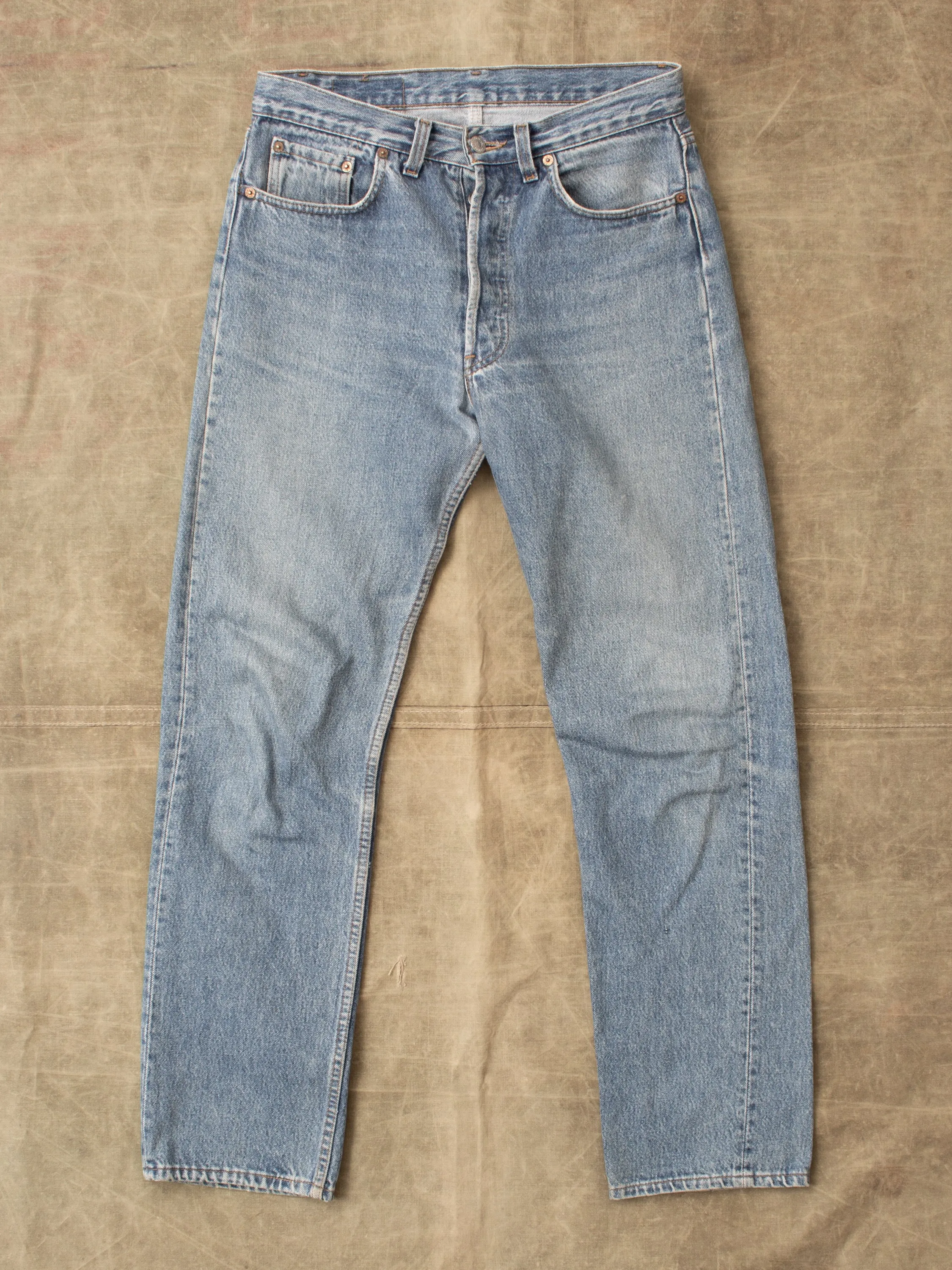 No. 56 Vintage 90's Made in USA Levi's 501 Jeans W31/L32