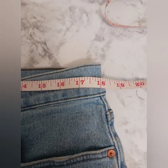 NWOT Madewell The Perfect Vintage Wide Leg Crop Jeans Light Wash Raw Hem Sz 32P