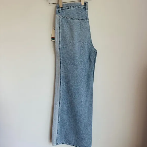 NWT DAILY BLUE/Adriano Goldschmied EASY JEAN in PACIFIC SZ 31
