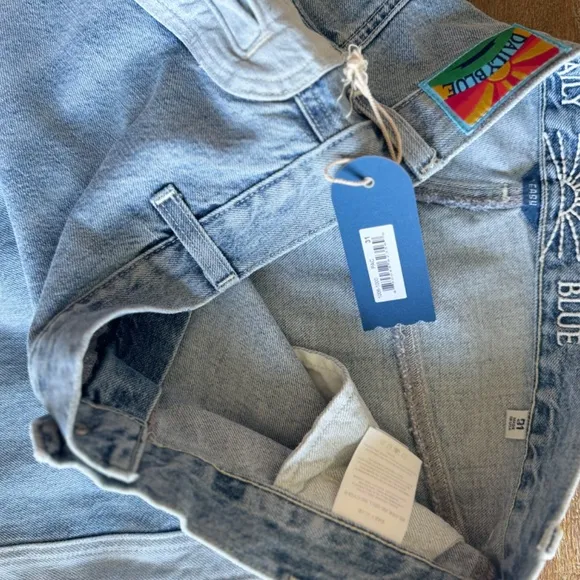 NWT DAILY BLUE/Adriano Goldschmied EASY JEAN in PACIFIC SZ 31