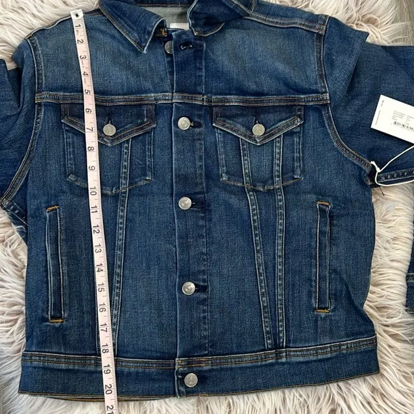 NWT Edwin Evie Cropped Stretch Denim Trucker Jacket Blue Stax Size XL Reg. $198