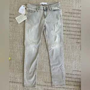 NWT IRO mid rise Ajusté jeans in size 27 light Grey
