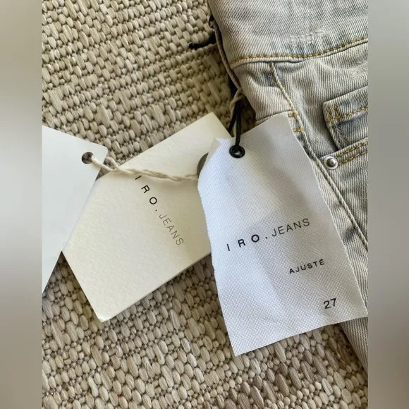 NWT IRO mid rise Ajusté jeans in size 27 light Grey