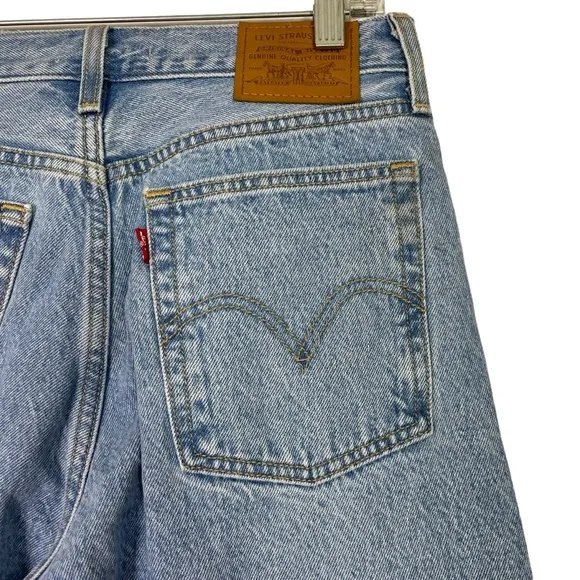 NWT Levi's Women's Wedgie Straight