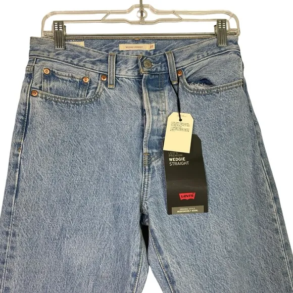 NWT Levi's Women's Wedgie Straight