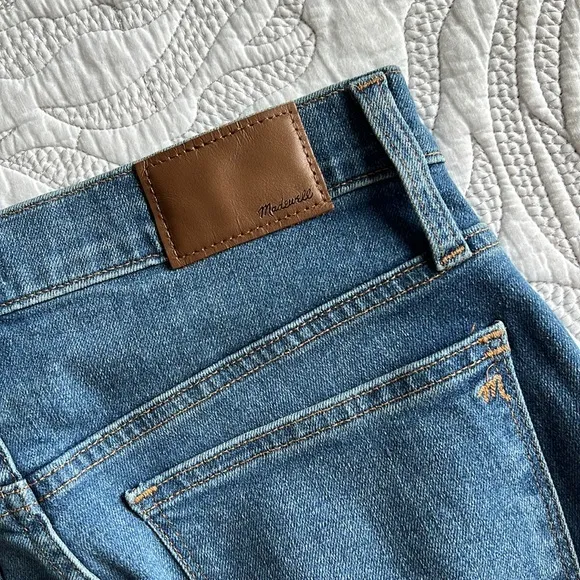 NWT - Madewell - Petite 10&quot; High-Rise Skinny Jeans in Dewitt Wash: Button-Front