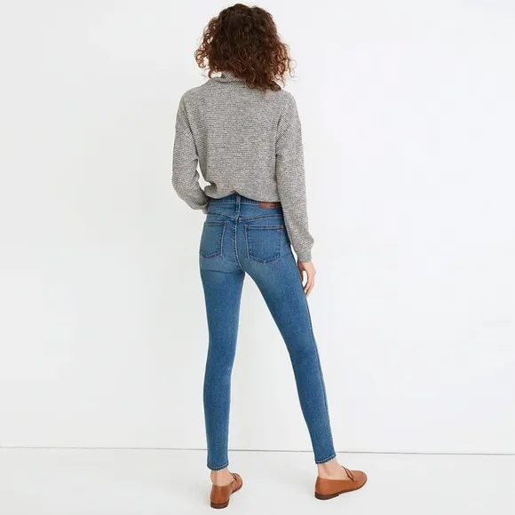NWT - Madewell - Petite 10&quot; High-Rise Skinny Jeans in Dewitt Wash: Button-Front