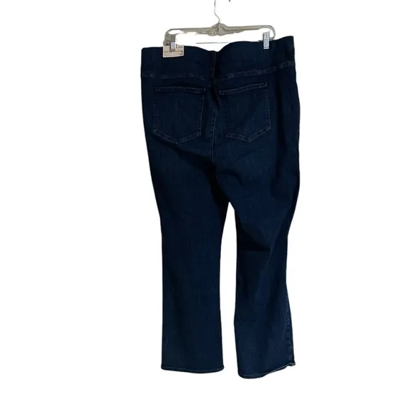 NWT NYDJ  Pull-On Slim Bootcut Jeans COLOR-  Decker - Blue SZ-2X