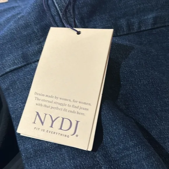 NWT NYDJ  Pull-On Slim Bootcut Jeans COLOR-  Decker - Blue SZ-2X