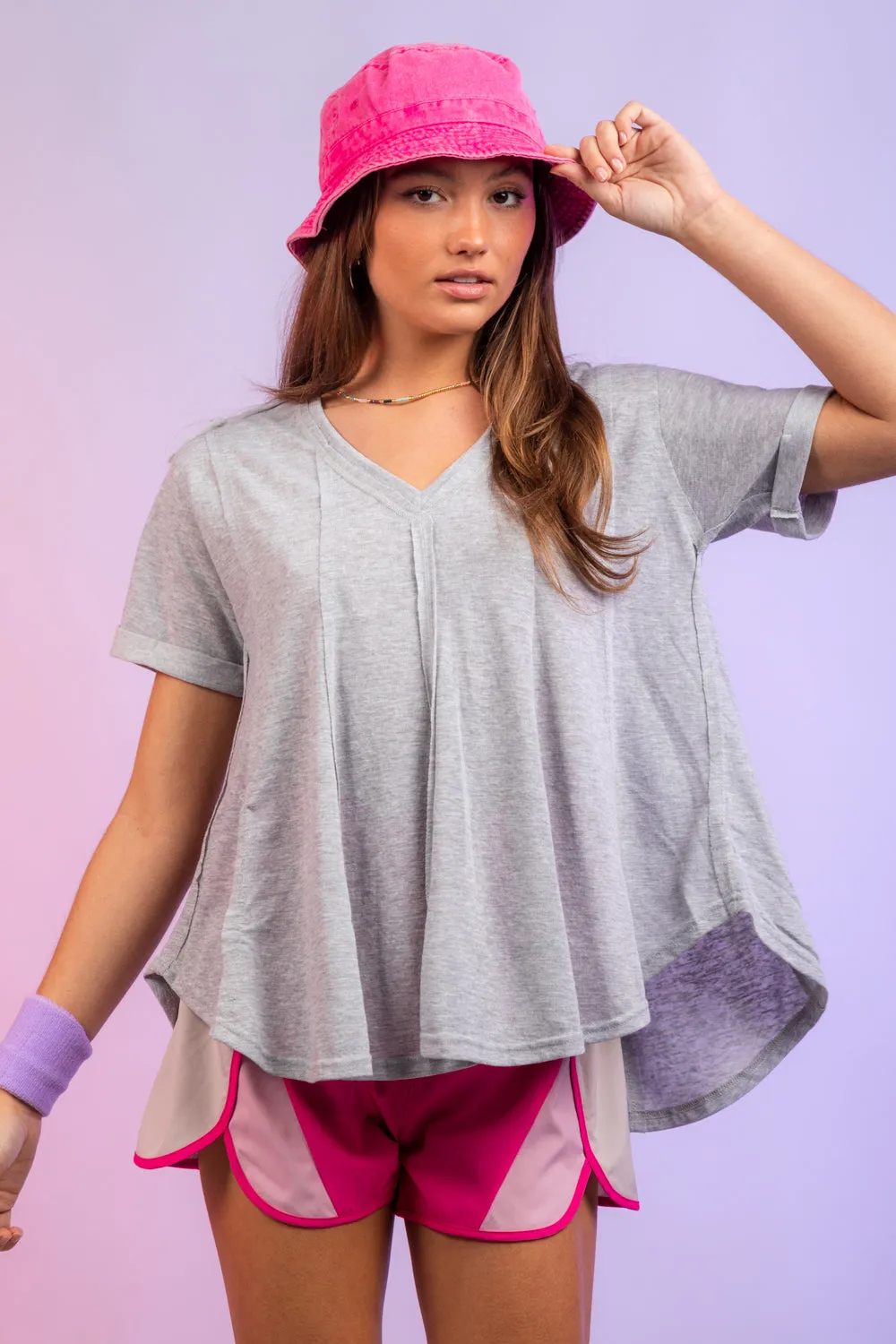 Raw seamed solid comfy top