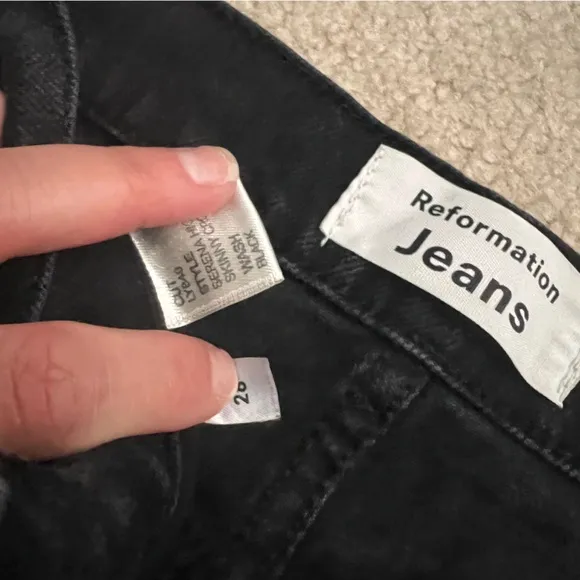 Reformation Jeans Serena High Waist Skinny Crop Jeans in Black (Faded Wash)