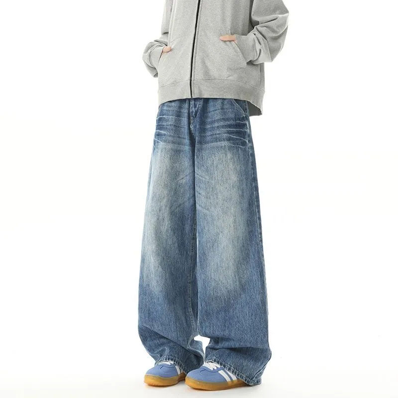 Relaxed Fit Men's Straight-Leg Jeans with Whiskering Detail