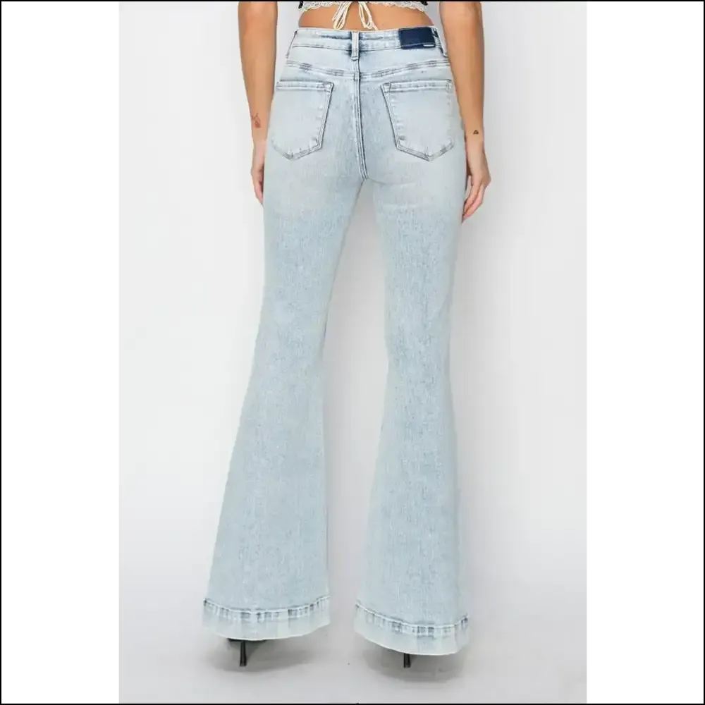 Rise Up & Flare Out: your New Best Friend in Risen High Rise Jeans! 😂👖