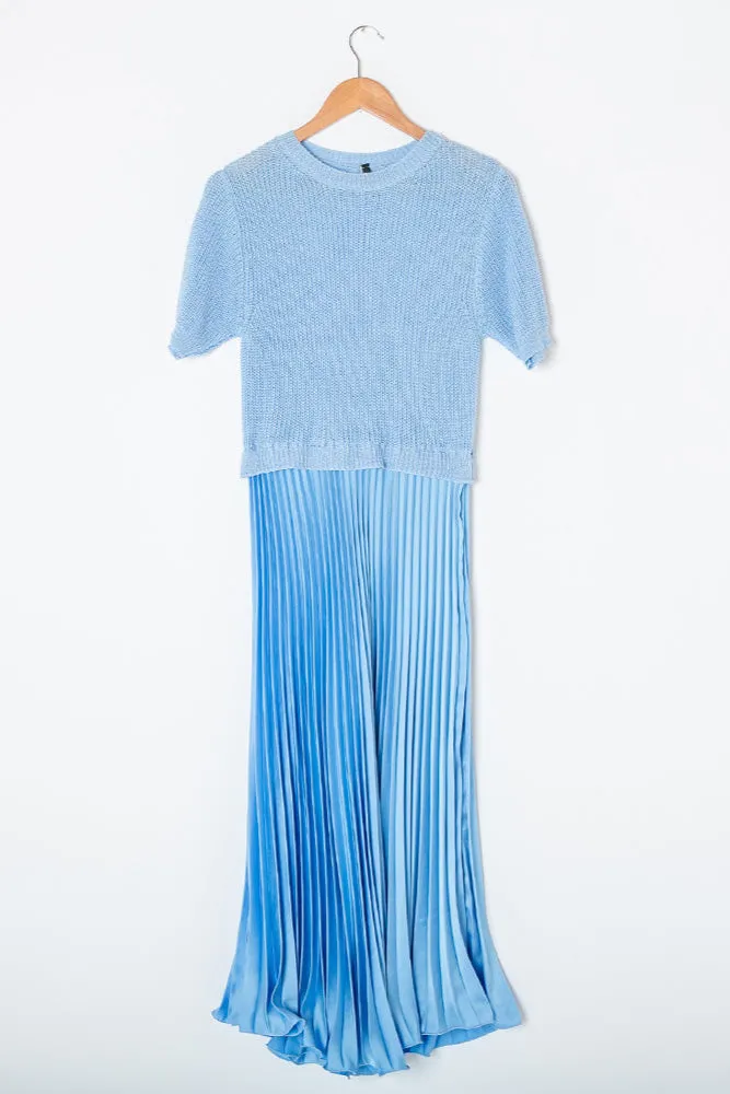 Short Sleeve Pleated Jumper Dress