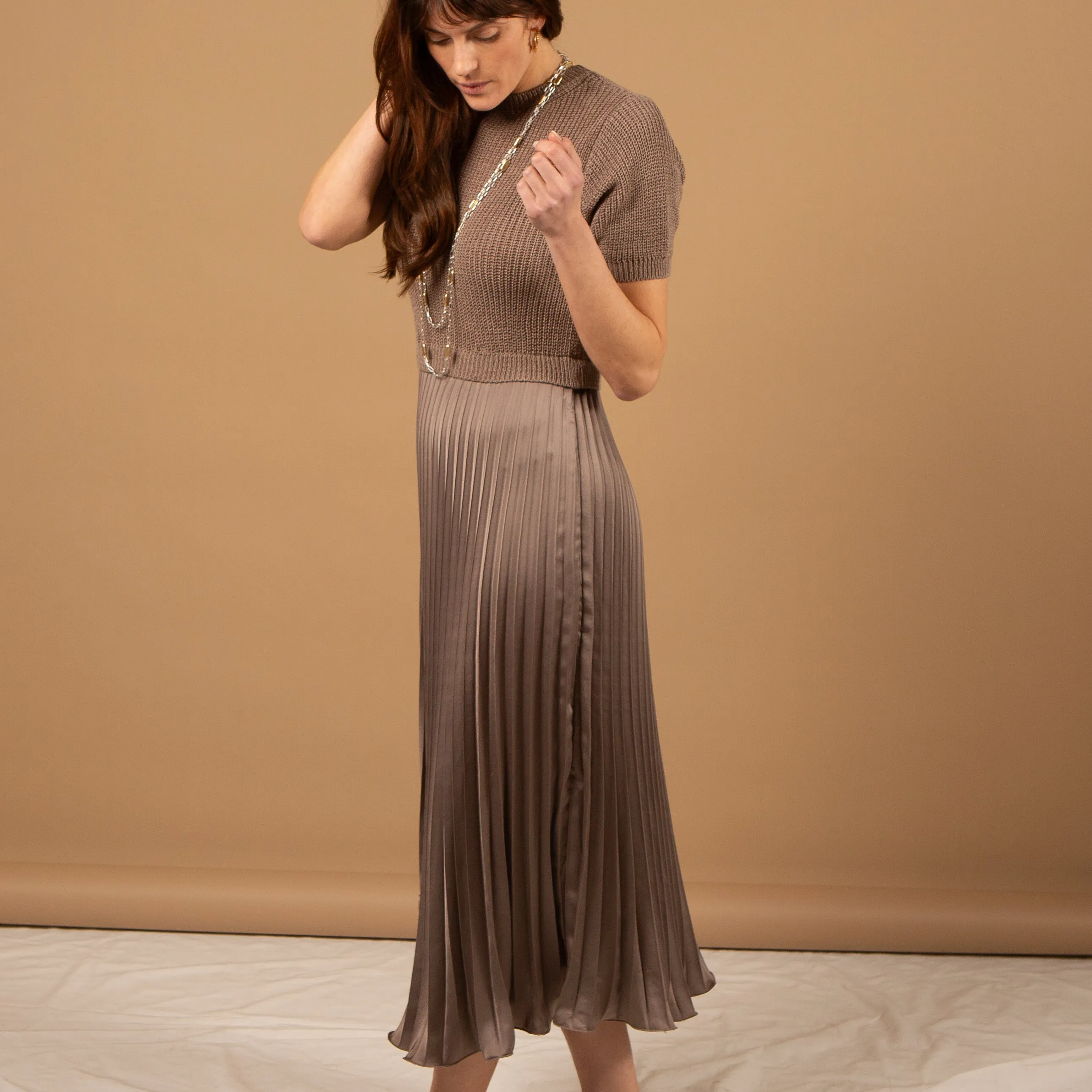 Short Sleeve Pleated Jumper Dress