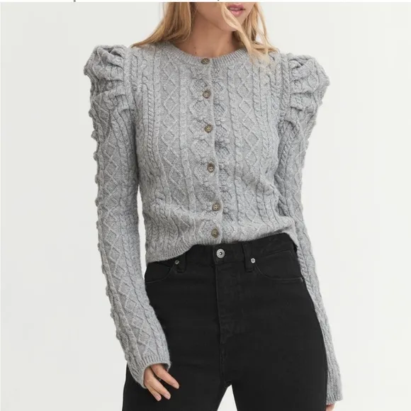 Something Navy Charlie Puff Shoulder‎ Cable Knit Cardigan Light Gray