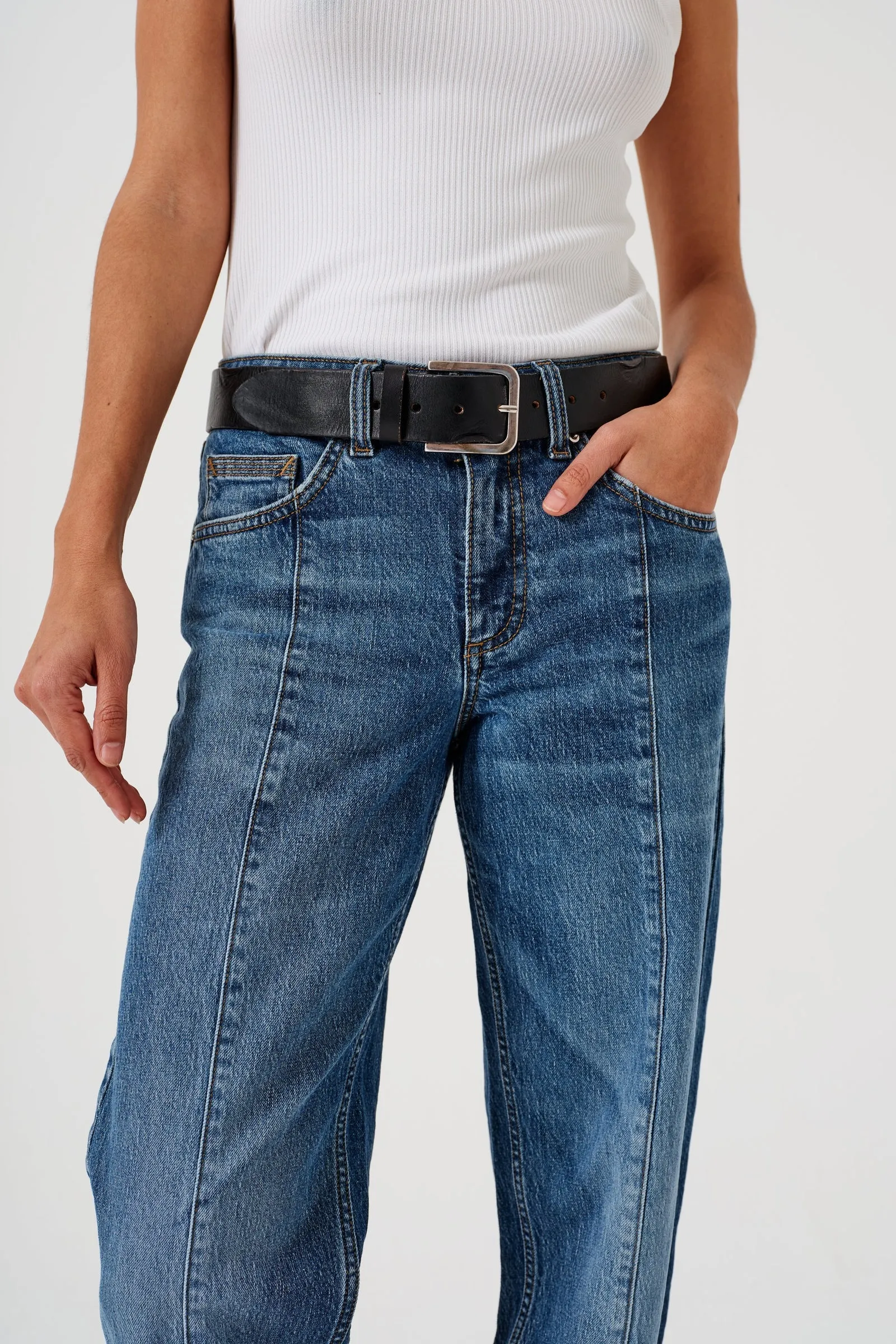 Stevie Turn Up Jean - Arizona Vintage