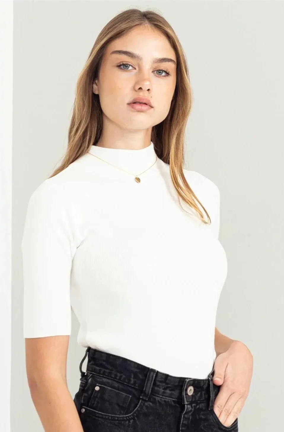 Sunny Style Basic Mock Neck Sweater Top