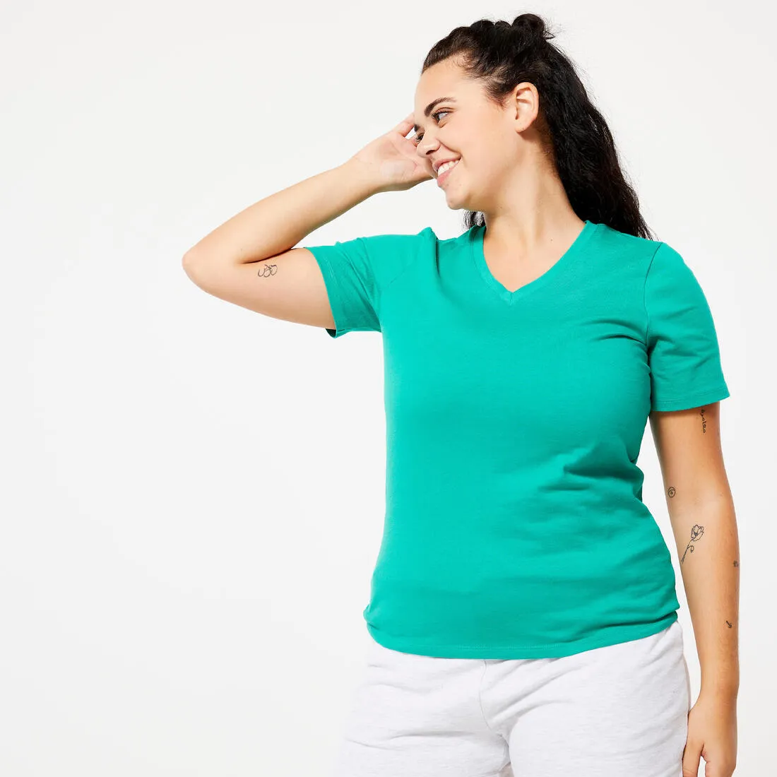 T-shirt col V fitness en coton femme